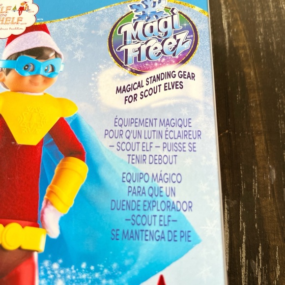 The Elf on The Shelf Elf Magical Standing Gear for Scout Elves Polar Power Hero - Picture 6 of 6
